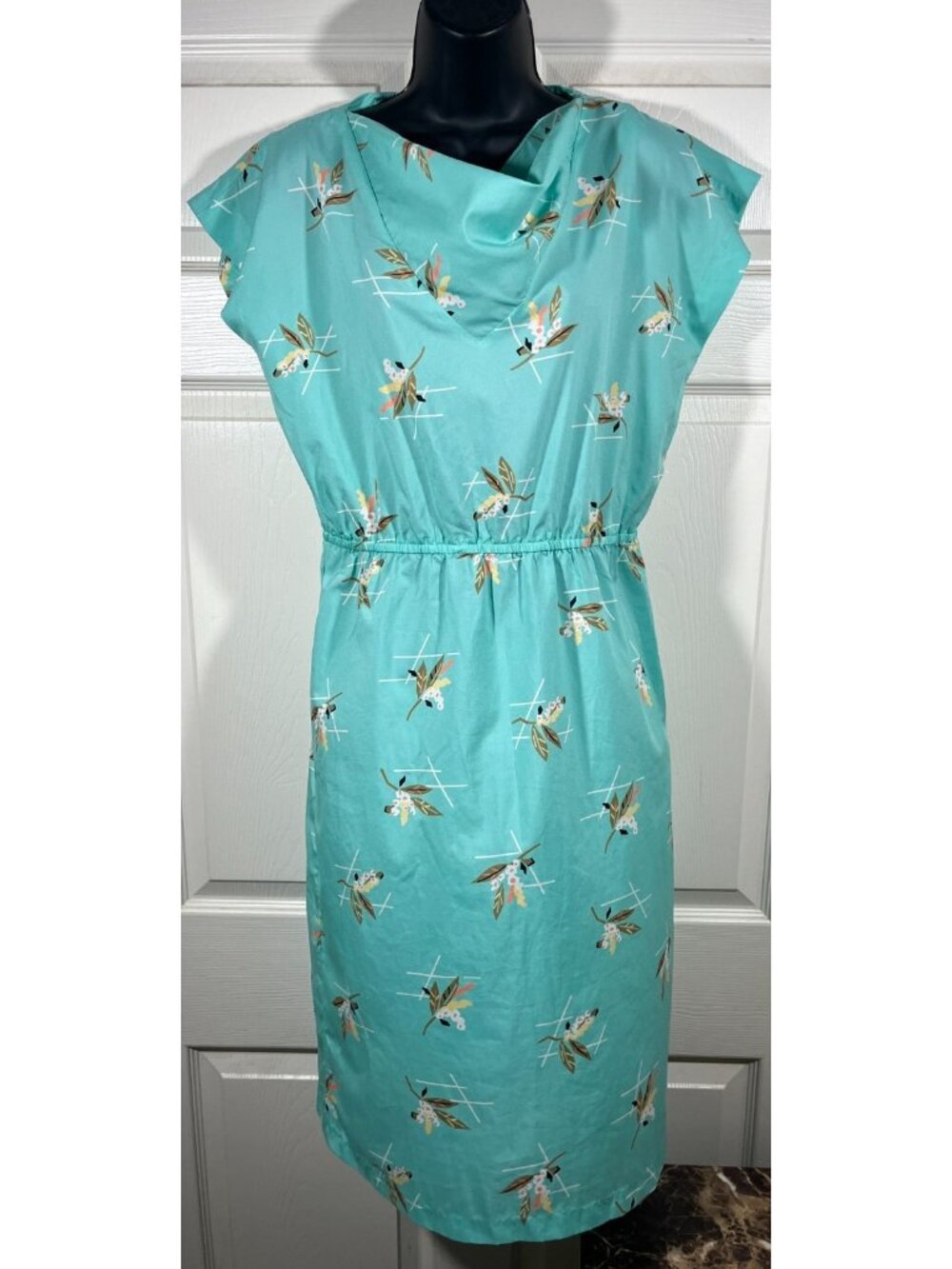 Vintage 70s Jordache Floral Cowl Neck Lightweight Elastic Waist Dress Hawaiian